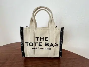 컨디션 최상 마크제이콥스 THE 토트백 베이지