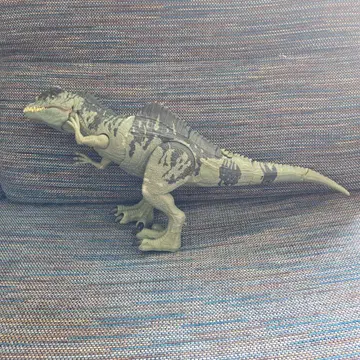 마텔 쥬라기 월드 물기! 울부짖는 기가노토사우루스