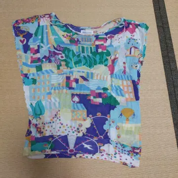 TSUMORI CHISATO 슬리브리스 탑