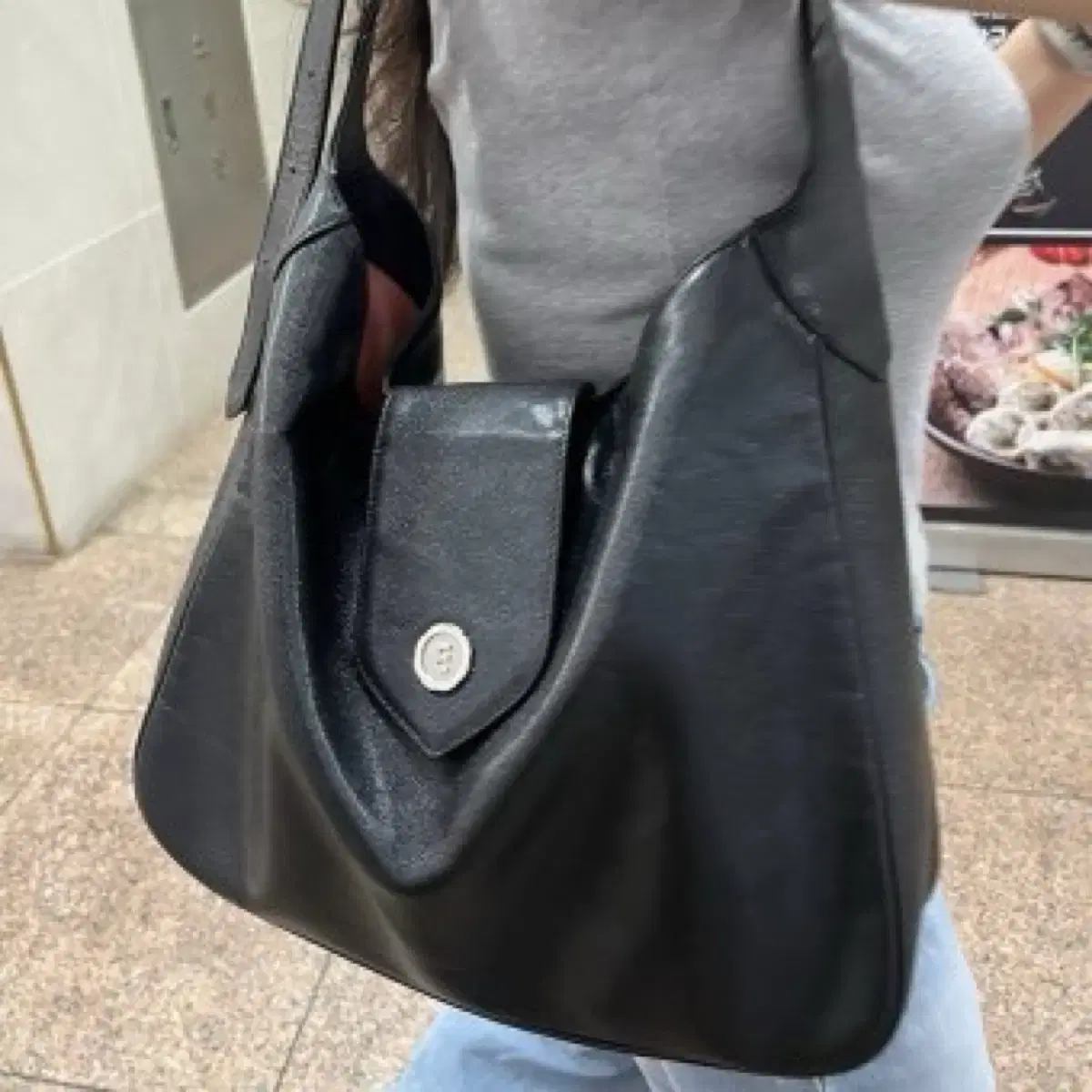 미니뮤트 바톤백 캐비어 블랙p