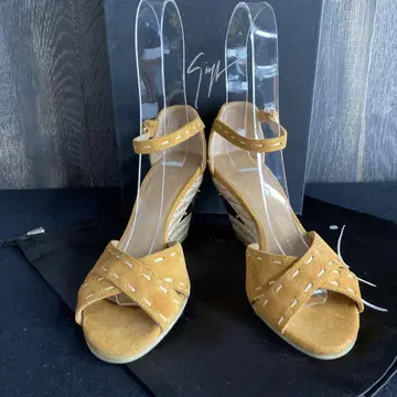 Giuseppe Zanotti 샌들 에스파드리유 카멜 스트랩