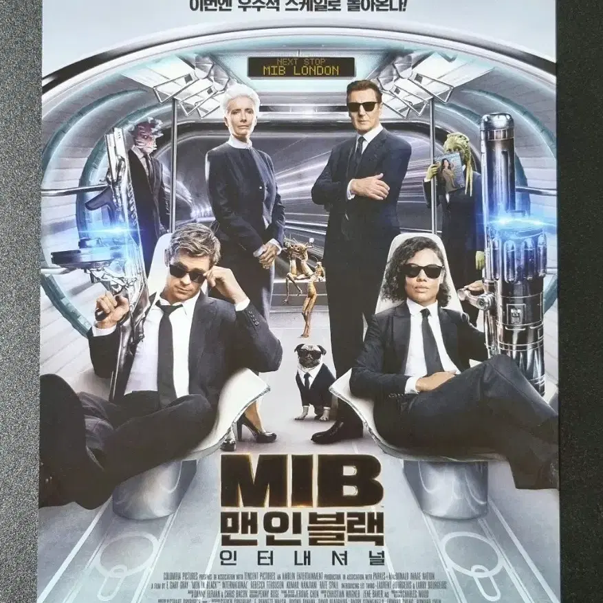 Movie Pamphlet] Men in Black: International (2019) Chris Hemsworth