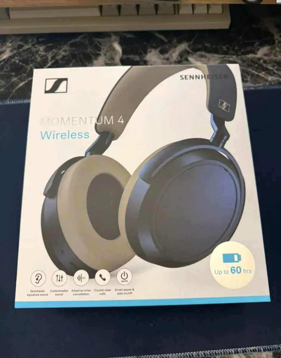 Sennheiser Momentum 4 Denim Edition Full Box