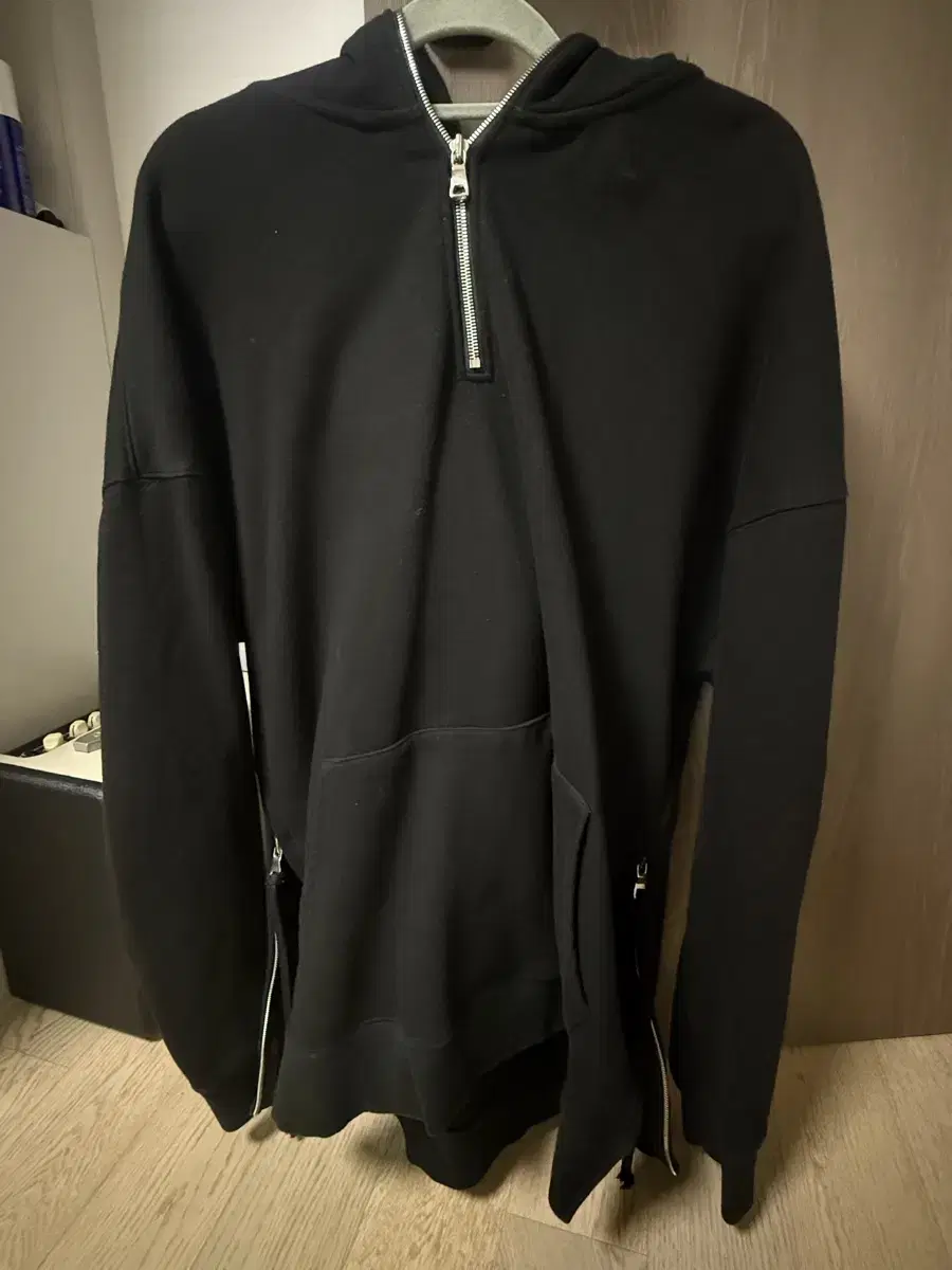 Acha Half-Zip Up Hoodie