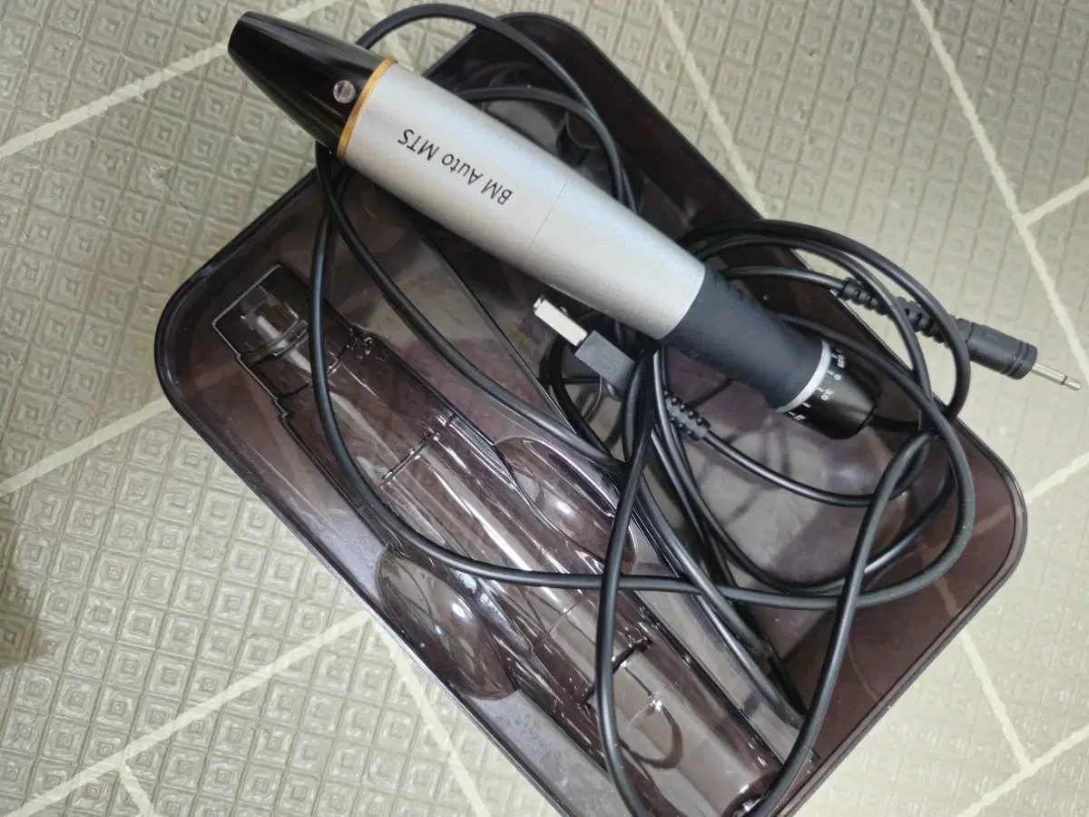 Beauty devices (for skincare) Needles are provided separately.