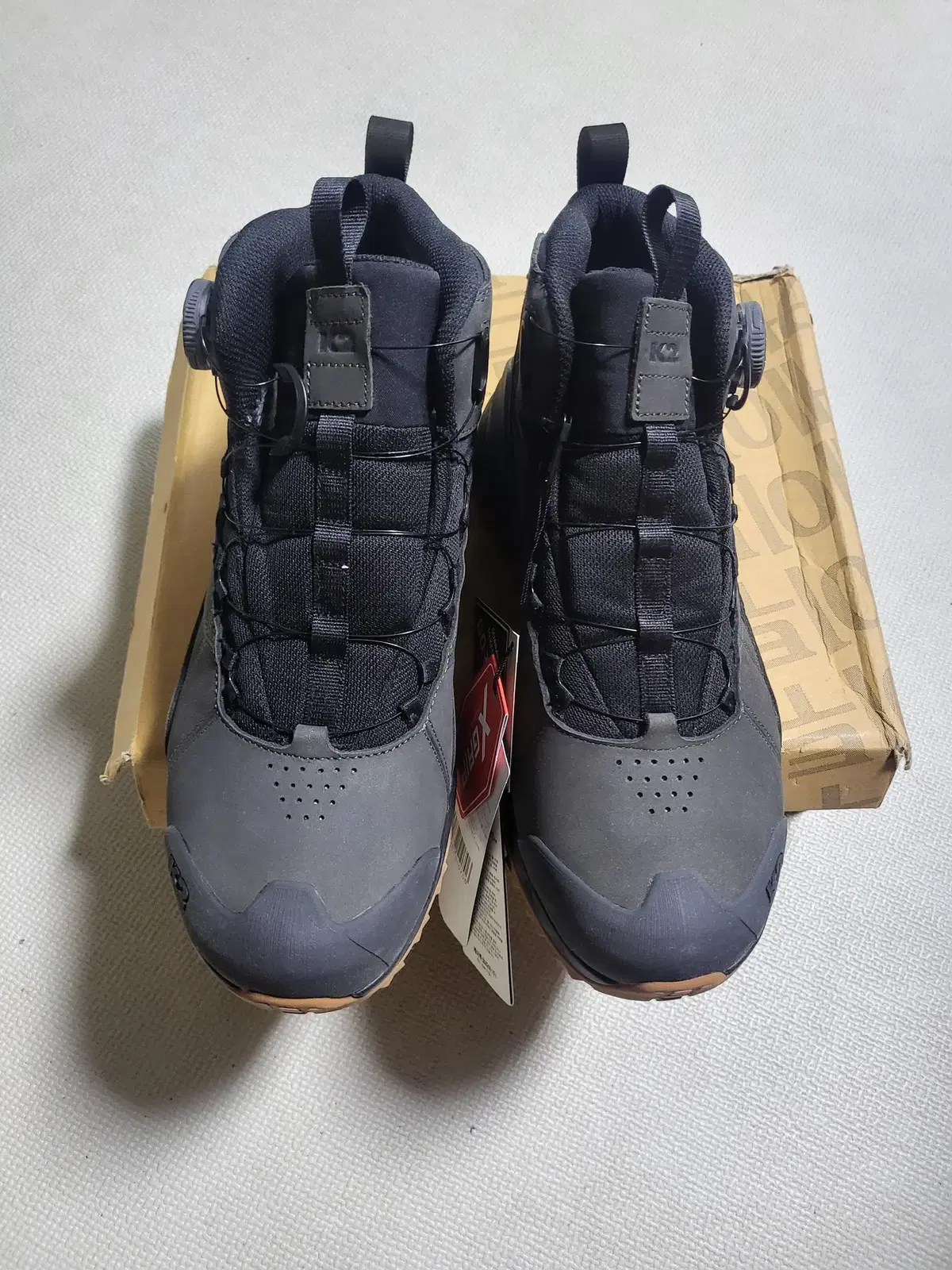 K2 Natural Leather Boa Gore-Tex Hiking Boots 275 (Unused)