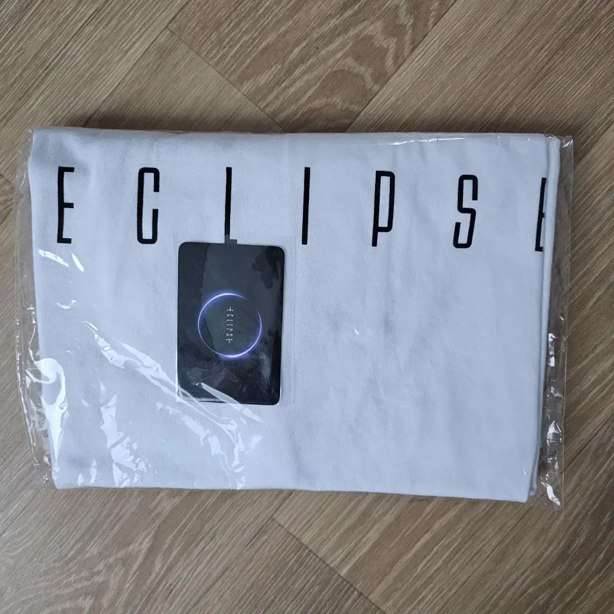 Lovely Runner pop up Eclipse T-shirt Byeon wooseok Kim hyeyoon Song keonhee