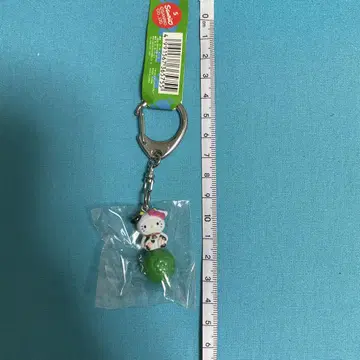 산리오 지역 특산품 소 헬로키티 키링
