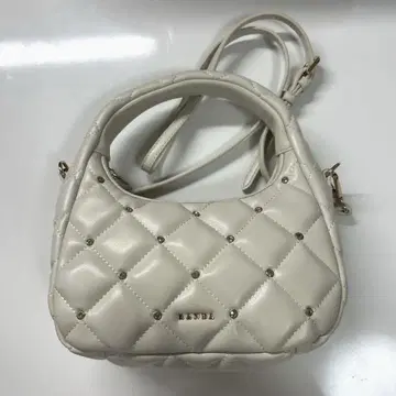 RANDA 퀼팅 하프문 백