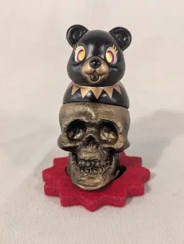 KIKKAKE TOY PARASITE ANIMALS 해골/곰