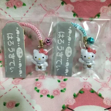 이즈모 버전 헬로키티 네츠케 끈 색상 차이 2000년 레트로