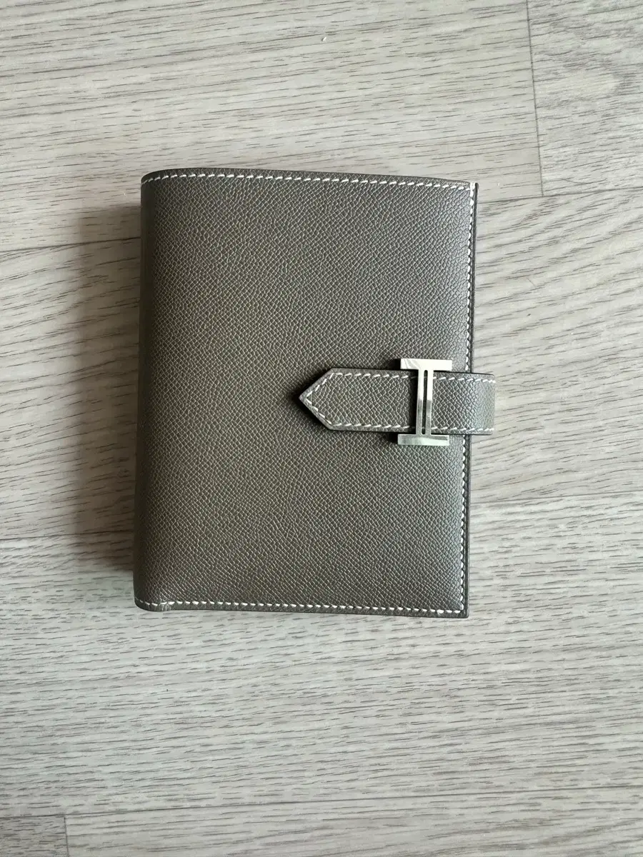 Hermes Béarn Compact Wallet H039790CK18