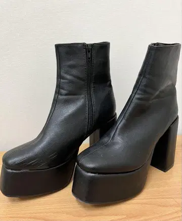 블랙 가죽 부츠 플랫폼 힐