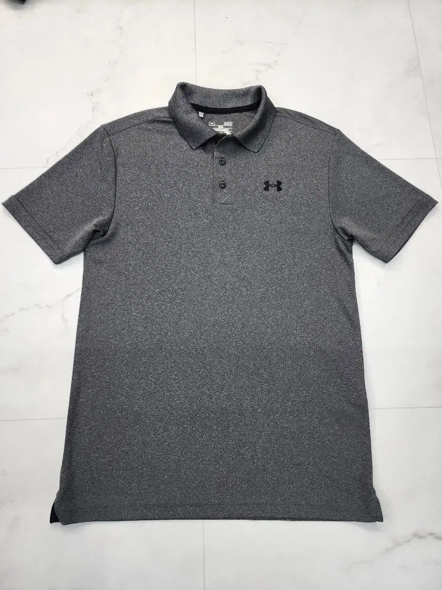 Under Armour Functional Shirt, Size S95, Gray