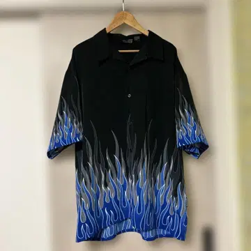 드래곤 플라이 파이어 패턴 반팔 셔츠 2XL