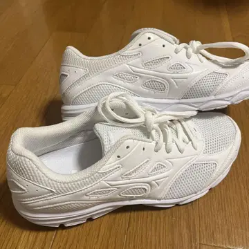Mizuno 트레이닝 슈즈 화이트
