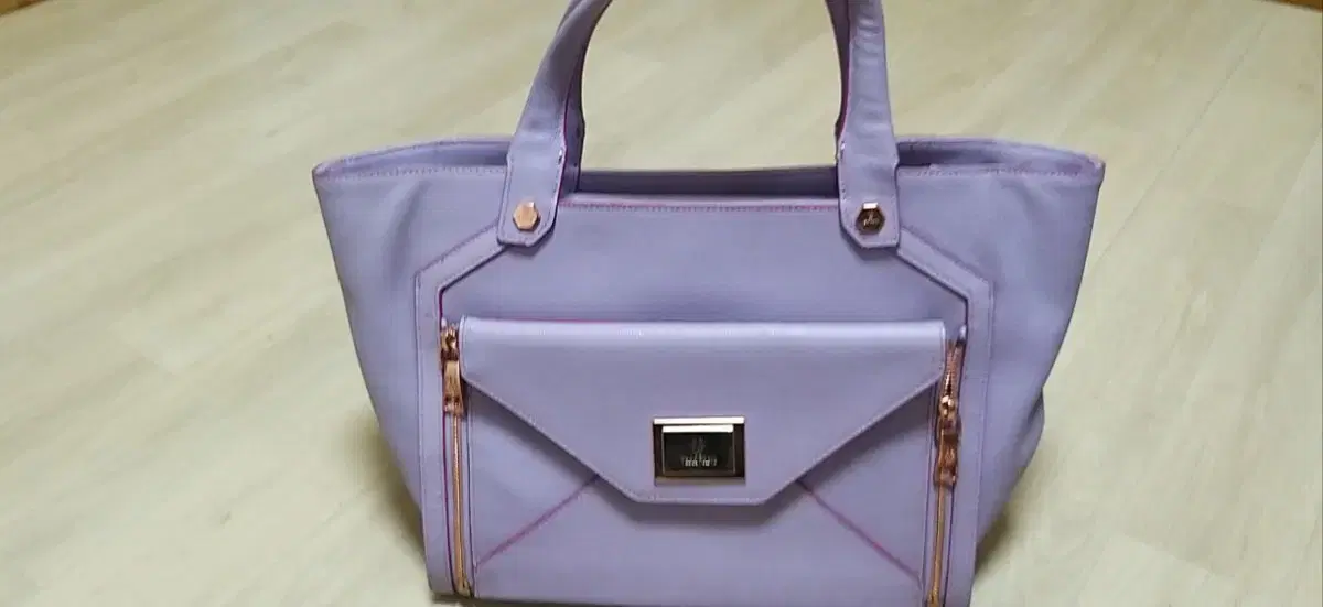 Vera Wang Melrose Tote Bag
