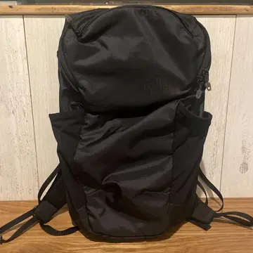 THE NORTH FACE 블랙 백팩