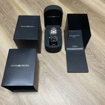 Emporio Armani 실버 시계