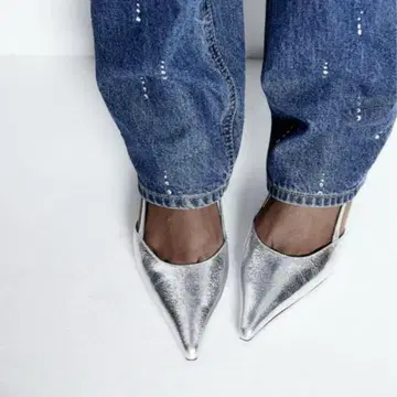 H&M 포인트 슬링백 펌프스 실버
