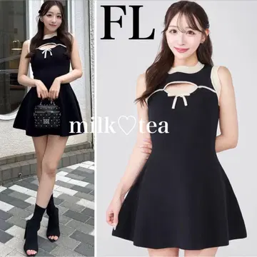 택 포함 새상품 다리치 포인트 오픈 니트 미니 원피스 블랙 FL