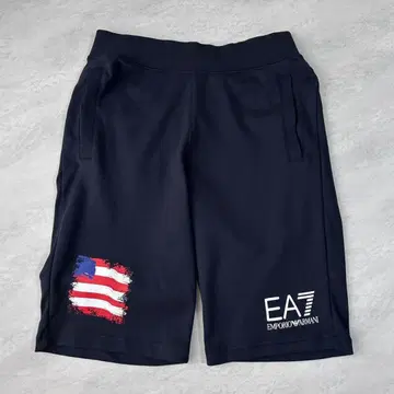 엠포리오 아르마니 코튼 하프 팬츠 S 사이즈 네이비 계열 EA7