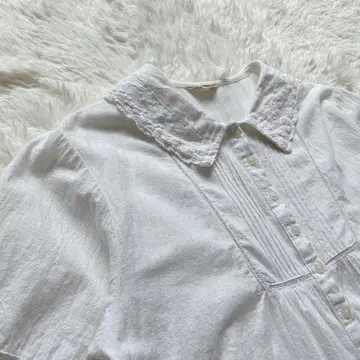 Samansa Mos2 코튼 린넨 토션 레이스 셔츠