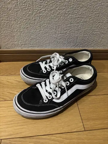 Vans 블랙/화이트 스니커즈