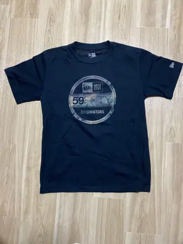 뉴에라 59FIFTY 카모플라주 티셔츠