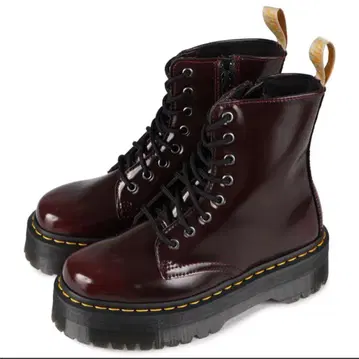 [가격 인하] 닥터마틴 Dr.Martens 8홀 부츠 통굽