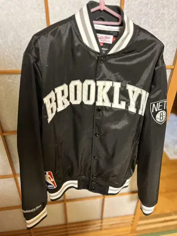 NBA Brooklyn Nets 바시티 자켓 S 사이즈 블랙