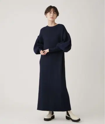 emmi 에미 볼륨 슬리브 니트 원피스
