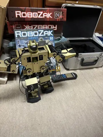 ROBOZAK RZ-1 카키색 로봇