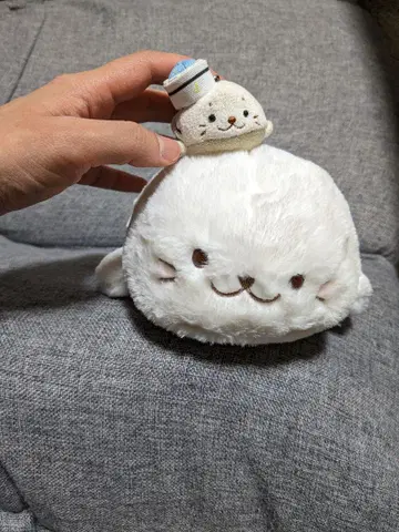 시로탄 봉제 인형과 스트랩 포함