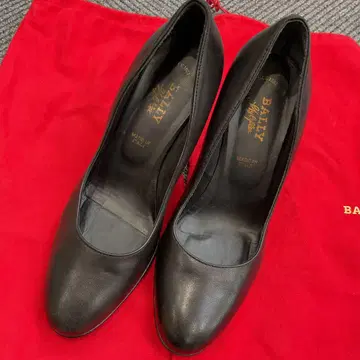 BALLY 펌프스