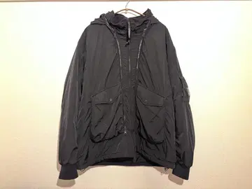 C.P. Company 블랙 점퍼 충전솜