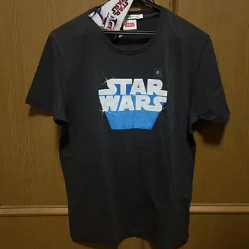 STAR WARS 블랙 티셔츠 S 사이즈 유니클로