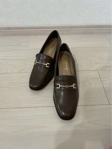 다크 브라운 로퍼 힐 포함