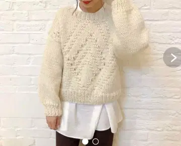 Kastane 포카라 숏 자카드 핸드 니트