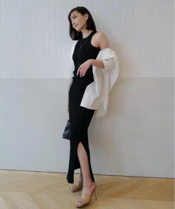 anuans 뉘앙스 리브 컷 타이트 스커트