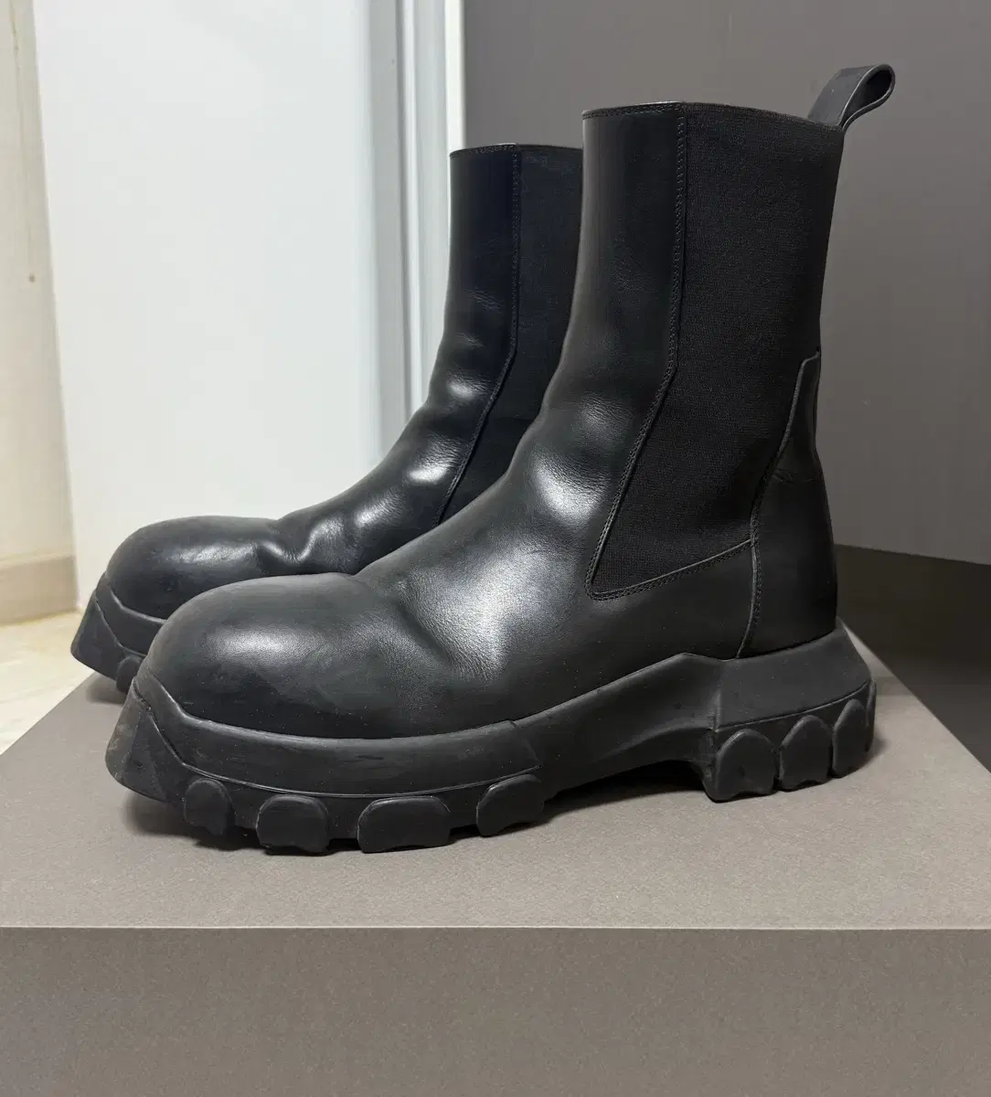 Rick Owens Tractor Boots (43)