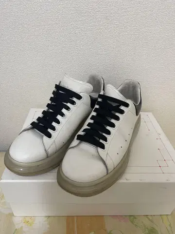 Alexander McQueen 클리어 솔 스니커즈