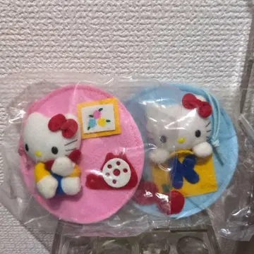SANRIO 헬로키티 키링 세트 봉제 인형 배지 희귀