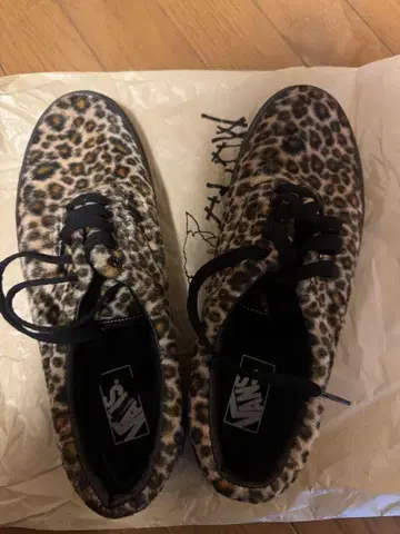 VANS 레오파드 무늬 스니커즈 27cm