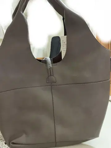차콜 그레이 합성 피혁 토트백