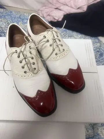새상품급 풋조이 ICON 골프화 26.5cm 빨흰