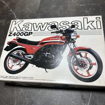 가와사키 Z400GP 1/12 스케일 모델 키트