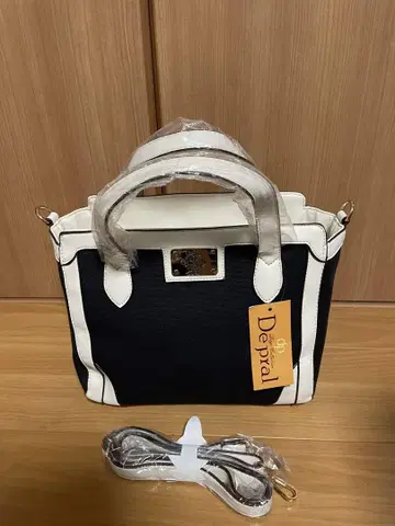 데.프라루 2웨이 백 미사용 새상품