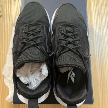리복 Furylite 22.5cm 스니커즈