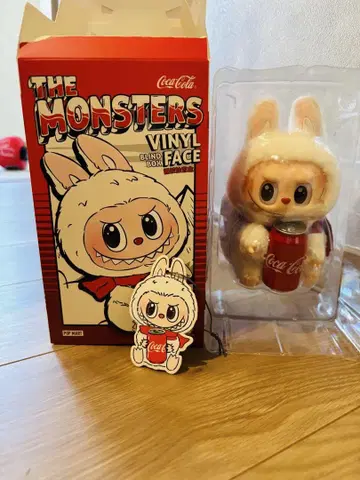 popmart THE MONSTERS 코카콜라 시리즈 봉제 인형